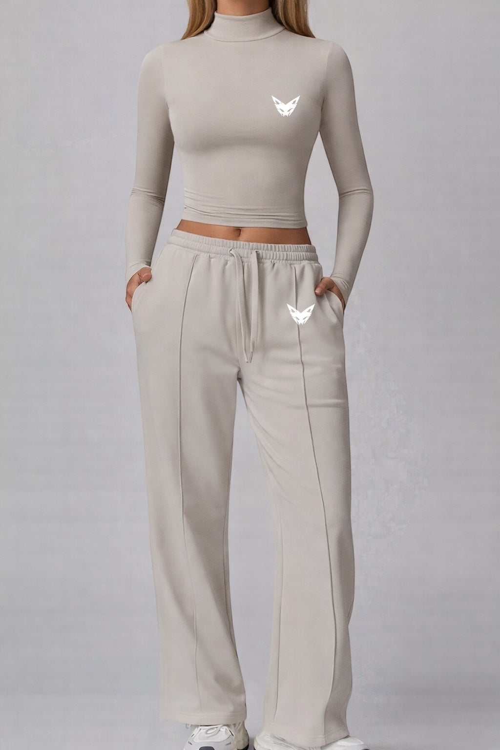 Vytro Sports Urban Set – Long-sleeved crop top &amp; wide-leg pants (White)